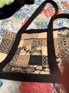 Donna Sharp Handtasche braun und hellbraun gesteppt 2 Riemen Top - Bild 1 von 5