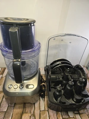 Procesador de alimentos grande Breville BFP800XL Sous Chef Pro 16 tazas Foto 1 de 4