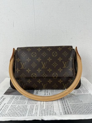 Bolsa de ombro Louis Vuitton monograma mini looping marrom - Imagem 1 de 4