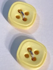 3 VTG Streamline Plastic Buttons Square Yellow Matte 4 Hole 9/16" New on Card - Picture 1 of 4