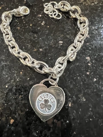 Boston Celtics NBA Logo heart Shaped Charm Bracelet silvertone Metal Cover