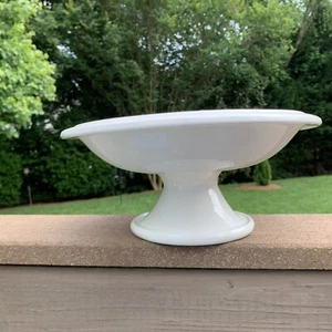 Cuenco pedestal blanco cremoso Pottery Barn Winebar, hecho en Italia 11" W x 5" H - Imagen 1 de 10