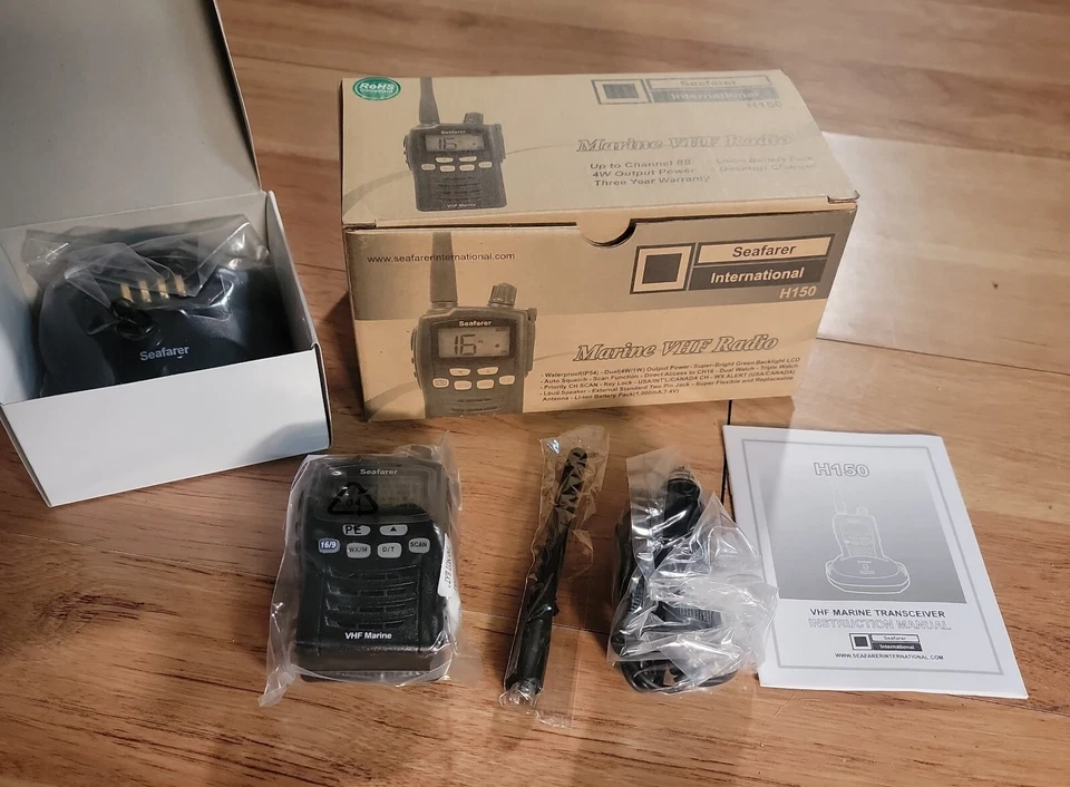 Radio marina Seafarer H150 VHF impermeable Foto 1 de 4