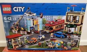 LEGO CITY 60200 CAPITAL CITY 2018 Complete Retired Bus Crane Museum Police Hotel