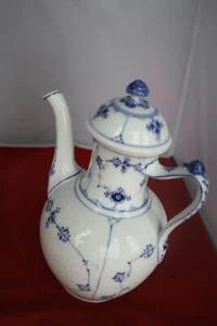 ROYAL COPENHAGEN BLUE FLUTED 1-45 COFFEE POT JUG - Picture 1 of 5