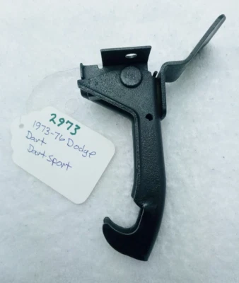 OEM Mopar Hood Safety Catch Latch 1973 - 76 Dodge Dart Dart Sport Dated 2973 Foto 1 de 4