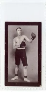 (Gd2979) Wills Scissors, British Army Boxers Series #28, L Cpl T. HOLLOWAY 1913 - Foto 1 di 4