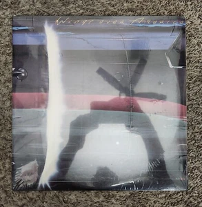 Beatles 1976 U.S. WINGS OVER AMERICA 3 LP SET FACTORY SEALED ! CAPITOL RECORDS! - Picture 1 of 2