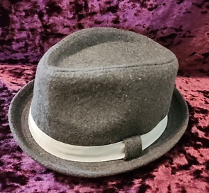 D&Y Fedora Hat Grey Poly Wool Blend Size M/L Dark Grey Color