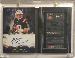 2021 Panini Origins Mac Jones Rc Auto Nike Tag Patch Booklet 1/1 RBA-MJ Patriots - Bild 1 von 2