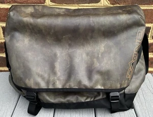 Dakine Granville Messenger Bag Camouflage Laptop Schultertasche Crossbody Strap - Bild 1 von 13