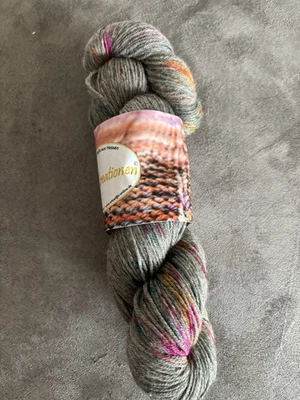 1x 100 Gramm Sockenwolle handgefärbt High Twist Landhaus 4 fach  - Bild 1 von 2