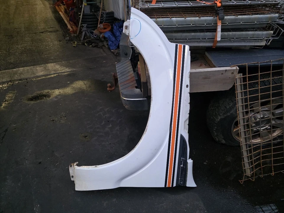 (LOCAL PICKUP ONLY) Driver Fender Front Fits 11-16 FORD F250SD PICKUP 645997 Foto 1 de 3