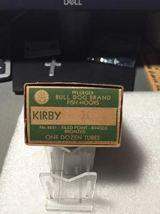 VINTAGE HÄNDLERBOX PFLUEGER BULL DOG MARKE FISCHHAKEN KIRBY 10 (12 RÖHREN) USA - Bild 1 von 5