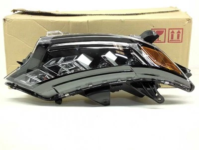 New OEM Genuine Mitsubishi LED HID Head Light Lamp 2018-2022 Outlander 8301D344 - Image 1 of 4