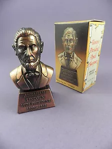 Abraham Lincoln - Sacapuntas Miniatura Diecast Original c1960/70s - Sin Usar - Imagen 1 de 2