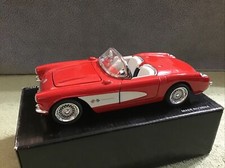 1957 CHEVROLET CORVETTE Red Convertible 1:24 Metal Diecast - New #8807
