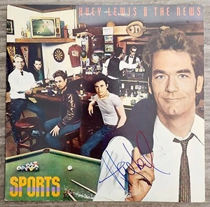 Huey Lewis Signed Sports Vinyl Record And The News LEGEND RAD - Picture 1 of 1