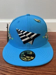 New Era X Avión de Papel Azul Rosas Fanáticas Bordado 59Fifty Sombrero Ajustado-Verde UV - Imagen 1 de 7