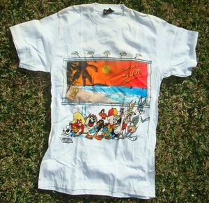 LOONEY TUNES~DESTINATION SUNSHINE~BUGS,ELMER,DAFFY & MORE~NIE GETRAGEN~MEDIUM - Bild 1 von 1