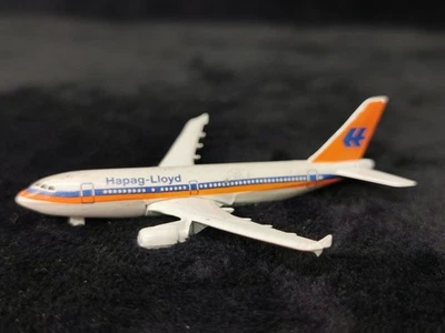 Exhibición de aviones diecast Hapag-Lloyd Airlines Airbus A310 Schabak escala 1:600 Foto 1 de 4