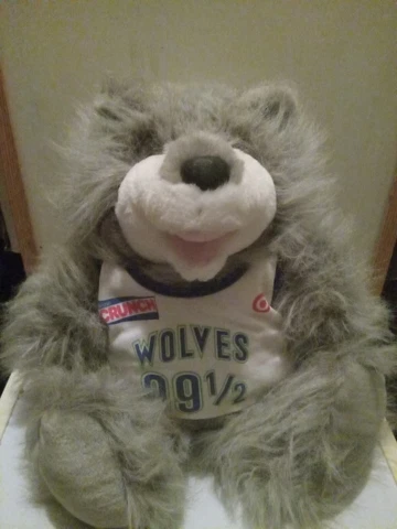 1990's Minnesota Timberwolves Mascot "Crunch" 18" Plush Wolf, used Cover