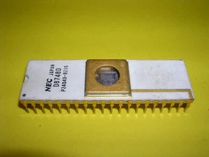 NEC D8748D (Second Source for Intel C8748 Single Component 8-Bit Microcomputer) - Afbeelding 1 van 3