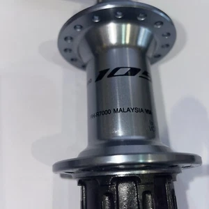 Shimano 105 R7000 11 Speed Rear Hub Complete 32 Hole - Picture 1 of 2
