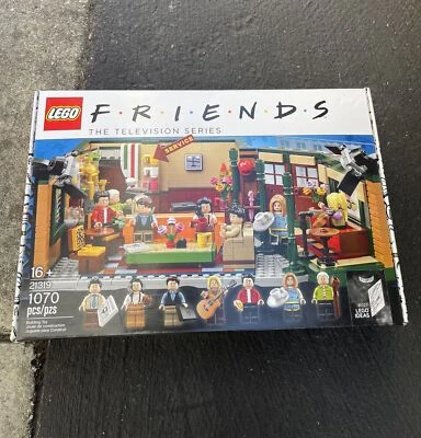 SEALED Lego Ideas 21319 Friends Central Perk Set TV Cafe Television Series Show - Image 1 of 4