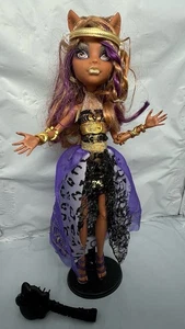 Monster High 13 Wishes Haunt The Cabash Clawdeen Wolf Puppe mit Ständer & Bürste - Bild 1 von 12