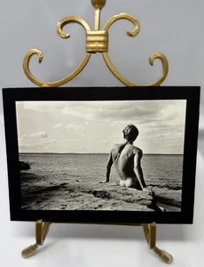 Gay vtg 1987 Sexy male.Hunk beach David Sprigle 8x10 Postcard B&W 5"x 7" N.Z. - Picture 1 of 4