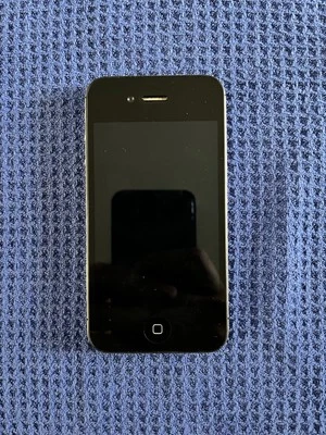 Apple iPhone 4 A1332 8GB Black – For Parts/Repair - Image 1 of 4