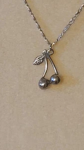 18" STERLING SILVER CHERRIES PENDANT ON snail link CHAIN NECKLACE 925 - Bild 1 von 8