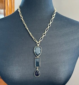 Collana Chico's Dichiarazione Gioielli 20" Regolabile Tono Oro Blu Goccia Y - Foto 1 di 8