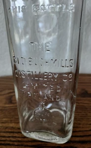 Antique 1800s Old Bushmills Distillery Co. Limited Ireland Trade Liquor Bottle - Picture 1 of 13