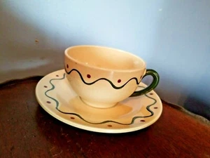 California Provincial by Metlox Poppytrail Green Rooster Flat Cup & Saucer Set - Picture 1 of 5