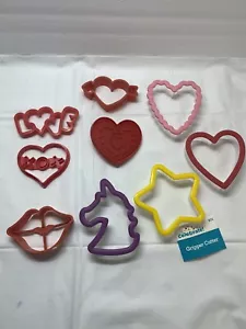 Lot of 9 Plastic heart valentines day love cookie cutters Unicorn Star Lips - Picture 1 of 12