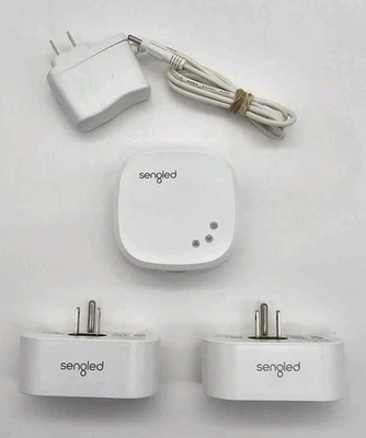 Sengled Smart Hub (Z02-Hub) con 2 enchufes inteligentes (E1C-NB7) Foto 1 de 4