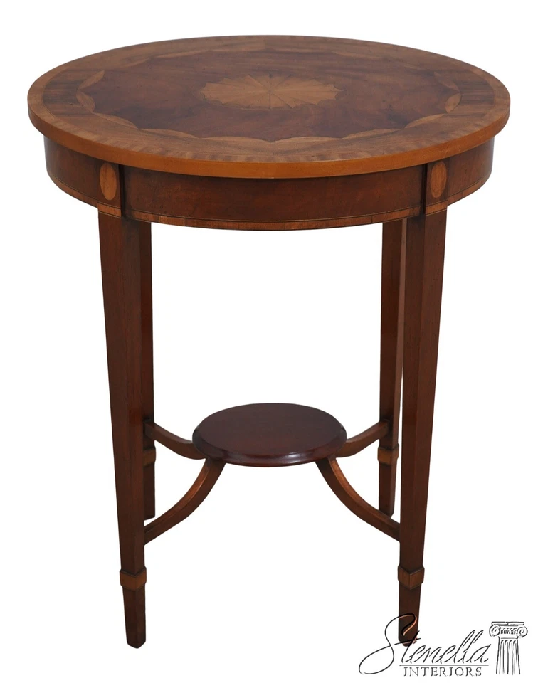 L67990: английский инкрустированный овальный столик для случайных ламп из красного дерева - Изображение 1 из 4