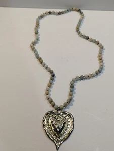 Exaggerated Large Heart Pendant Beaded Necklace Statement Fashion Jewelry - Picture 1 of 5