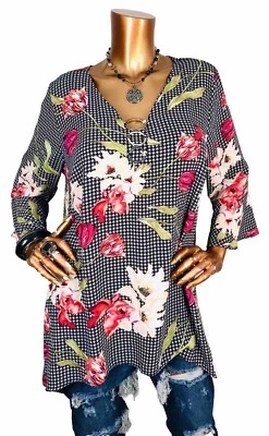 Relativity 1X Plus Top Stretch Houndstooth Loose Fit Tunic 3/4 Bell Slvs O Rings - Image 1 of 4