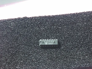 L120AB Triac/SCR Phase Controller IC Manufactured by SGS 16 Pin DIL - Picture 1 of 4