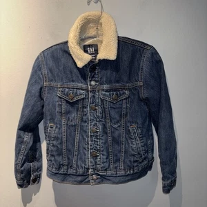 Gap Blue Denim Sherpa Lined Kids Large Button Up 4 Pocket Trucker Jacket - Picture 1 of 10
