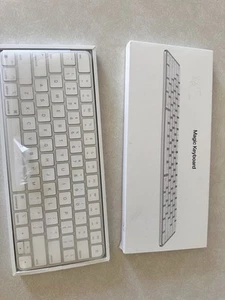 Apple Magic Keyboard - Picture 1 of 11