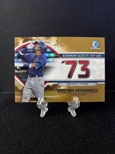 Cristian Hernandez 2023 Bowman Chrome Scouts Top 100 Gold #38/50 SP Cubs #BTP-73 - Bild 1 von 2