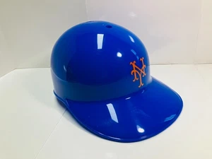 Vintage ~ New York  Mets ~ Plastic Batting Helmet  ~ Made by Laich MLB - Picture 1 of 7