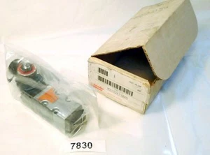 Schrader Bellows Valve M2132413049 - Picture 1 of 3