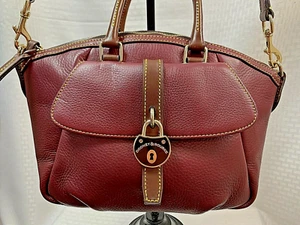 Dooney & Bourke Samba Pebbled Leather Dome Satchel Burgundy and Chestnut - Bild 1 von 12