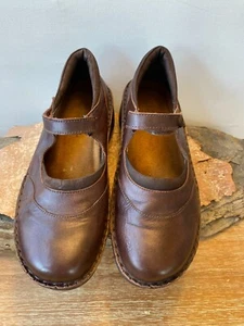 Naot Womens Brown Leather Mary Jane Shoes Size 38 Exquisite Comfort and Style - Picture 1 of 11