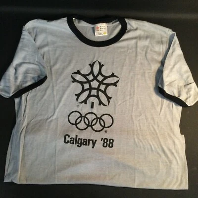 Camiseta De Colección 1988 Calgary Juegos Olímpicos de Invierno Logo Gris/Negro XL ¡RARA! NUNCA USADO Foto 1 de 2